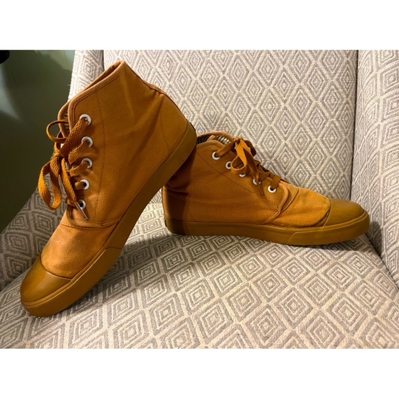 BANGS womens size 8.5 : mens size 6 - Picture 1 of 5